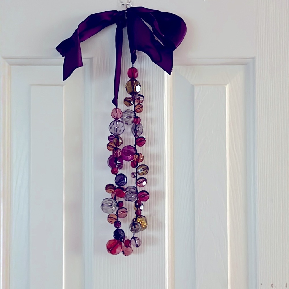 🟣 ANN TAYLOR LOFT MULTI COLOR NECKLACE 🟣